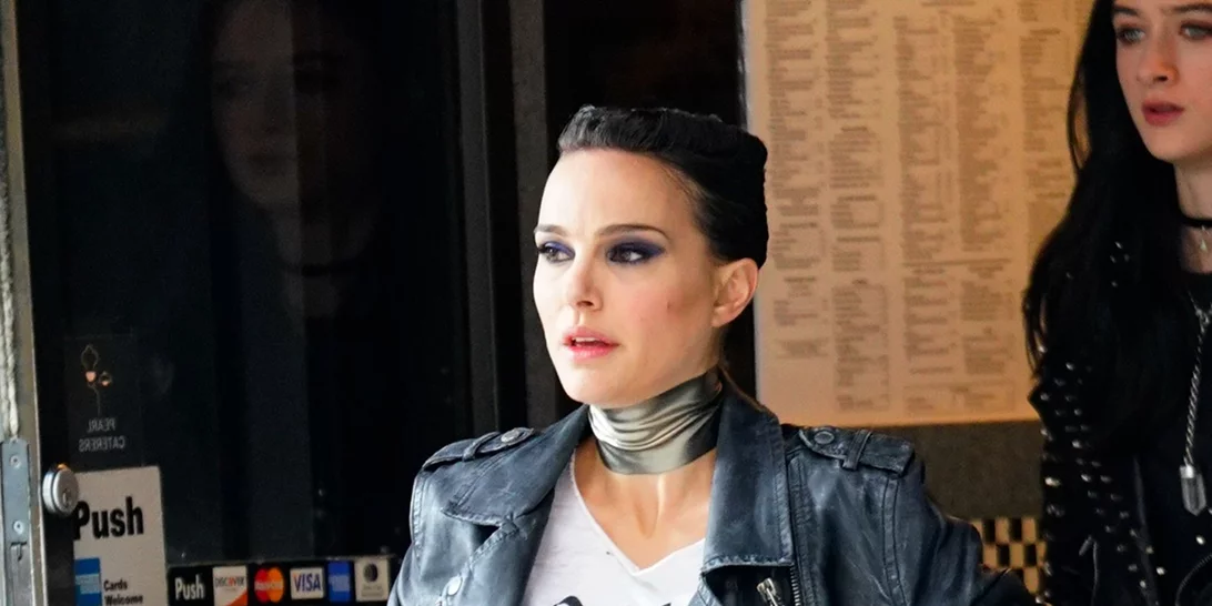 H Natalie Portman άλλαξε τα μαλλιά της και δεν την έχουμε ξαναδεί ποτέ έτσι