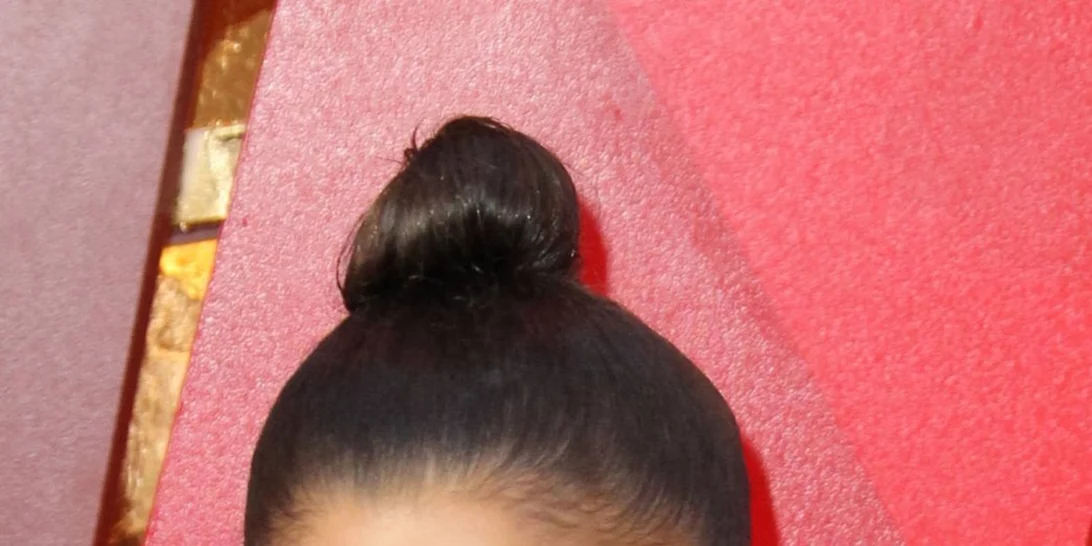 Σε αυτό το βίντεο των 10 λεπτών θα δεις πώς θα πετύχεις το πιο τέλειο μακιγιάζ των Oscar