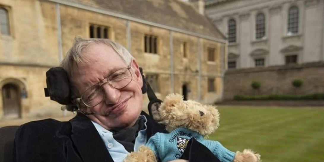 3 πολύτιμες συμβουλές που έδωσε ο Stephen Hawking στα παιδιά του