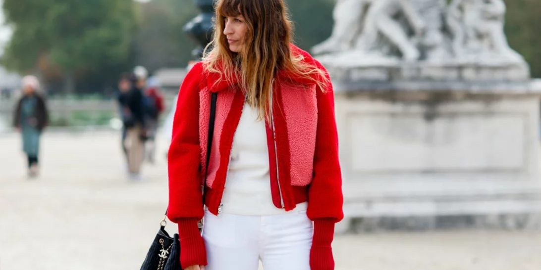 Πώς να φορέσεις το λευκό τζιν, μέσα από 5 εύκολους συνδυασμούς