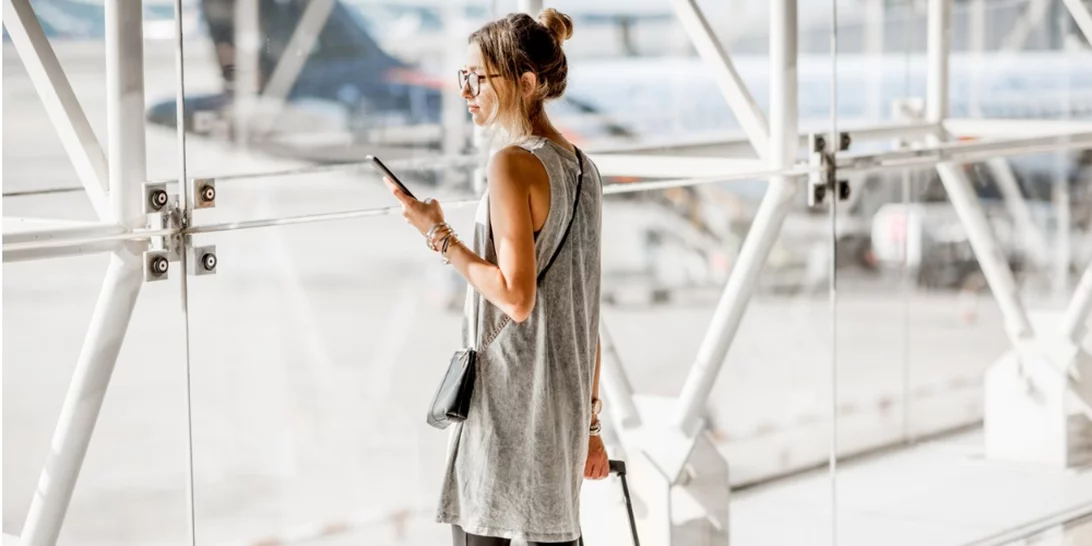 10 πράγματα που μπορείς να κάνεις στο αεροπλάνο όταν βαριέσαι