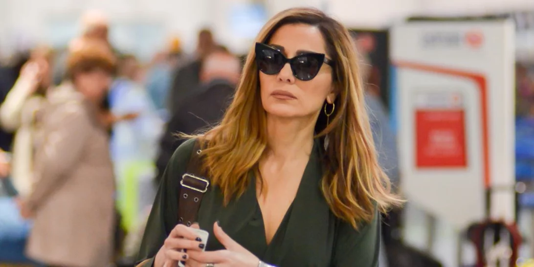 Δέσποινα Βανδή | Με άψογο look στο αεροδρόμιο