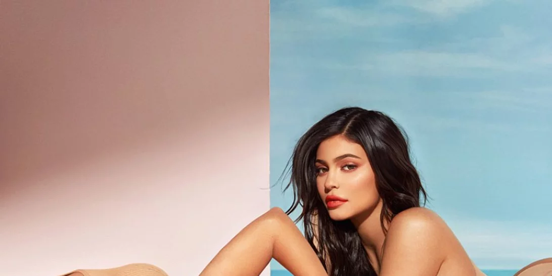 Η Kourtney Kardashian συνεργάστηκε με την αδελφή της και έκανε δικά της καλλυντικά