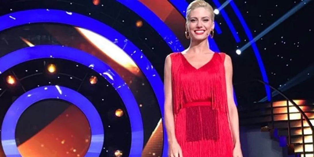Ευαγγελία Αραβανή | Οι λεπτομέρειες του look της στο 12ο live του DWTS