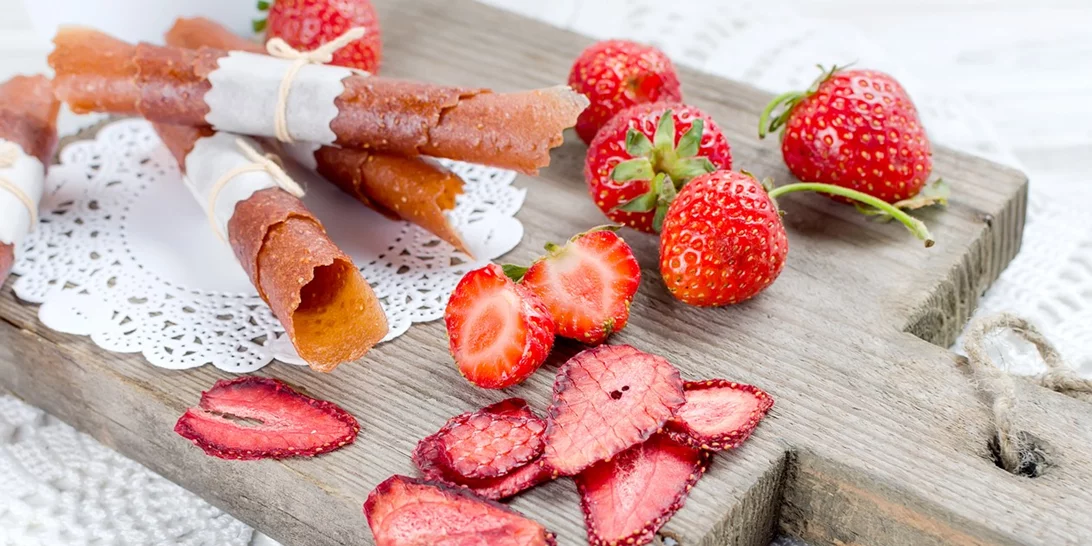 Αποξηραμένα φρούτα | Πώς θα φτιάξεις τσιπς φράουλας πανεύκολα