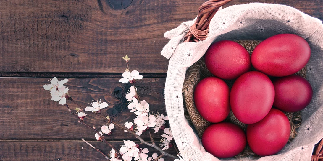 Περίσσεψαν τα πασχαλινά αυγά; Δύο νόστιμες συνταγές για να τα καταναλώσεις!