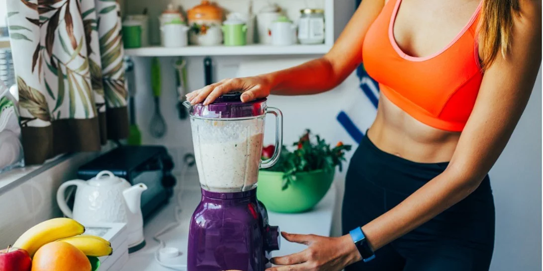 Επίπεδη κοιλιά σε 15 ημέρες | Οι τροφές που θα βοηθήσουν να μειωθεί το φούσκωμα και το τοπικό λίπος