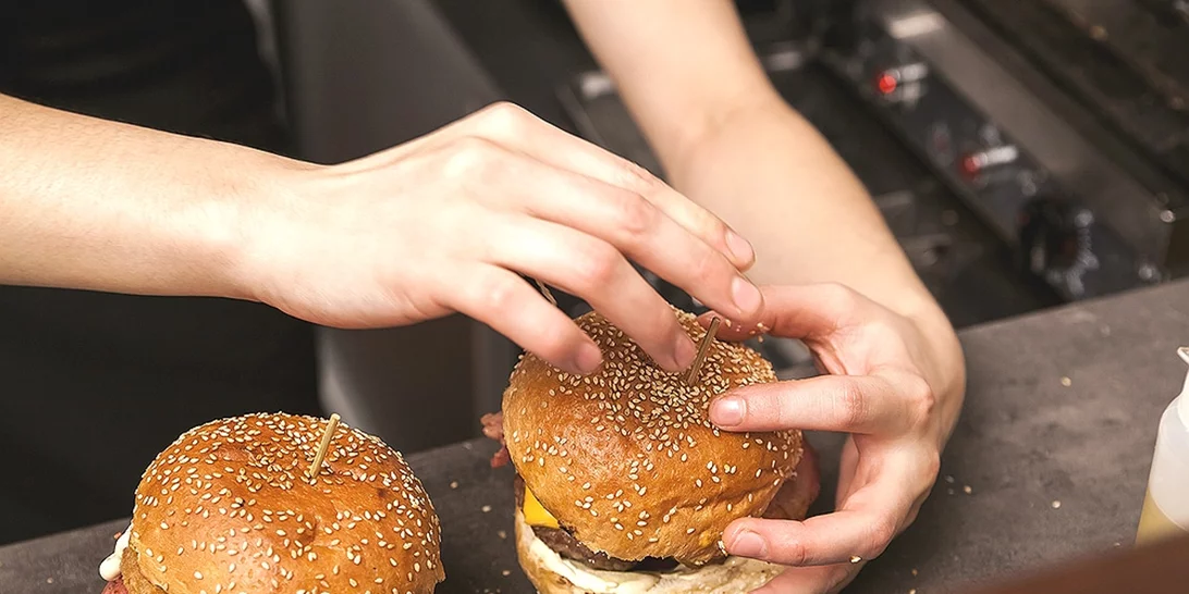 Πώς θα φτιάξεις το πιο νόστιμο burger της Αυστραλίας