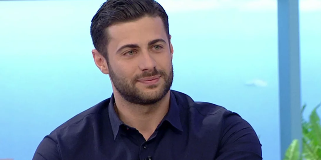 Ο Κωνσταντίνος Βασάλος ανατρίχιασε με το φιλί Κουρεντή – Κατσαούνη