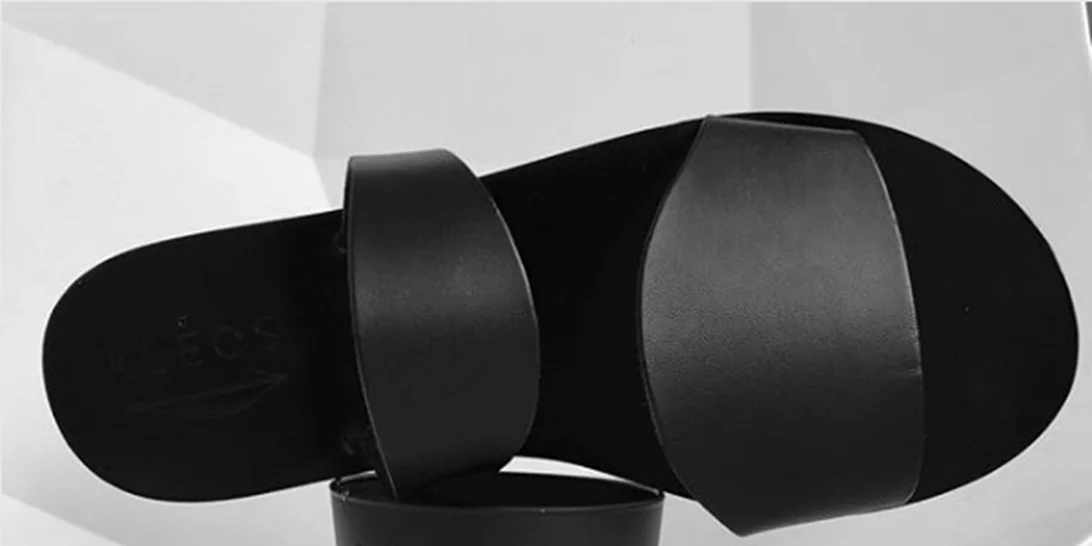 KLEOS | Το new entry στα ελληνικά σανδάλια, που αξίζει να δεις!