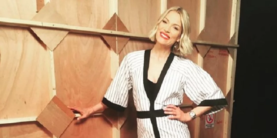 Βίκυ Καγιά | Ξαφνικό ταξίδι στη Σαντορίνη