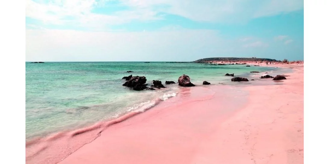 6 ροζ παραλίες για να βιώσεις το απόλυτο wanderlust