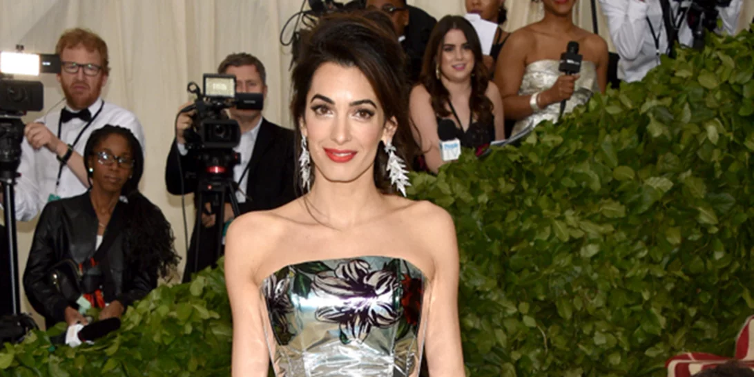 Amal Clooney | Κι όμως, άλλαξε φόρεμα στη διάρκεια του Met Gala!