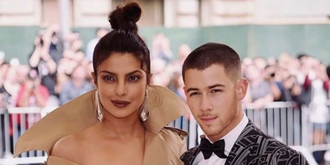 Priyanka Chopra - Nick Jonas | Επιβεβαίωσαν τη σχέση του μέσω Instagram