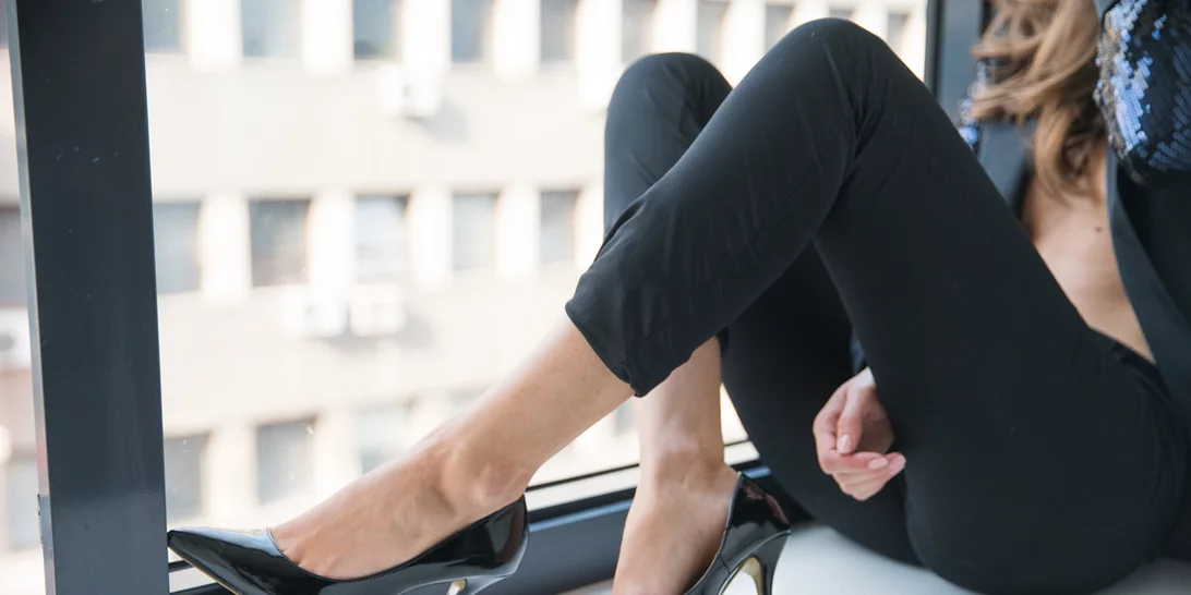 Από γυναίκα σε γυναίκα: Τι κάνεις όταν μετά από πολλές ώρες ορθοστασίας τα πόδια σου κυριολεκτικά... δε σε κρατάνε;;