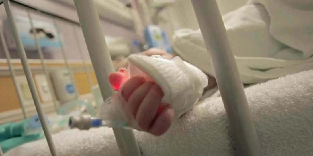 H συνταρακτική μαρτυρία μιας μητέρας που παραλίγο να χάσει το παιδί της από Μηνιγγίτιδα Β