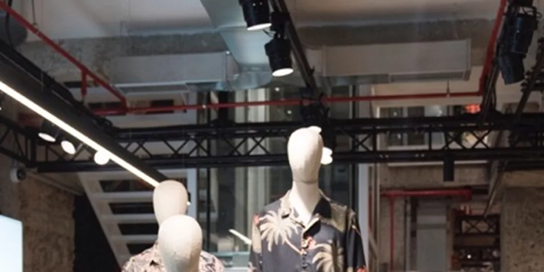 Bershka | Μόλις εγκαινίασε το flagship κατάστημά της στην οδό Ερμού!