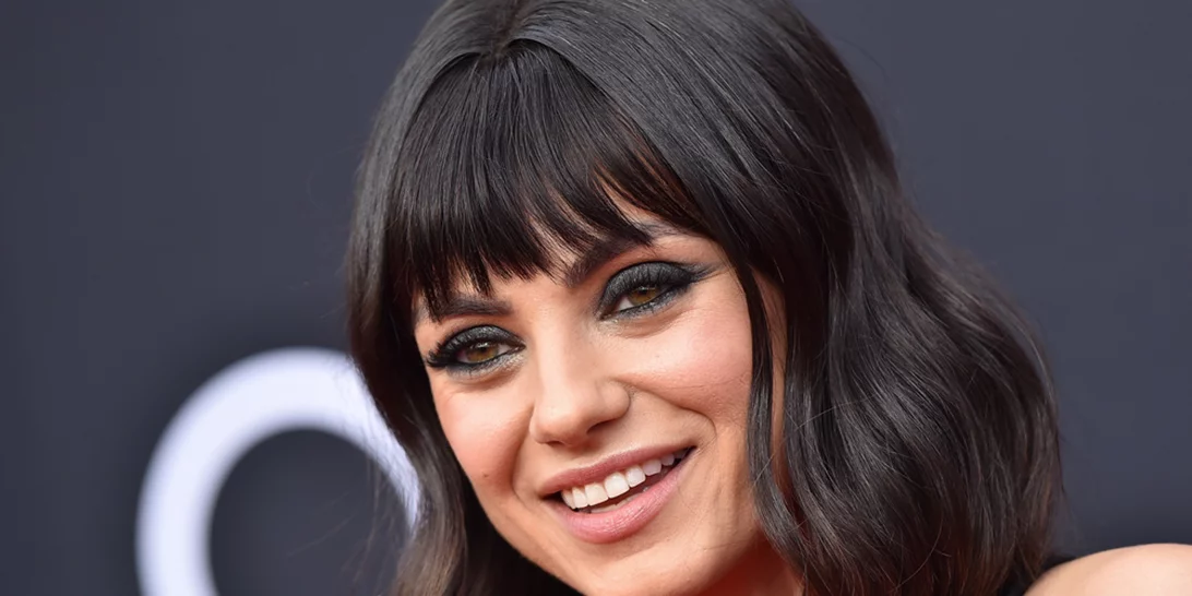 Mila Kunis: Την είδαμε πρώτη φορά με αφέλειες! Μας άρεσε όμως;