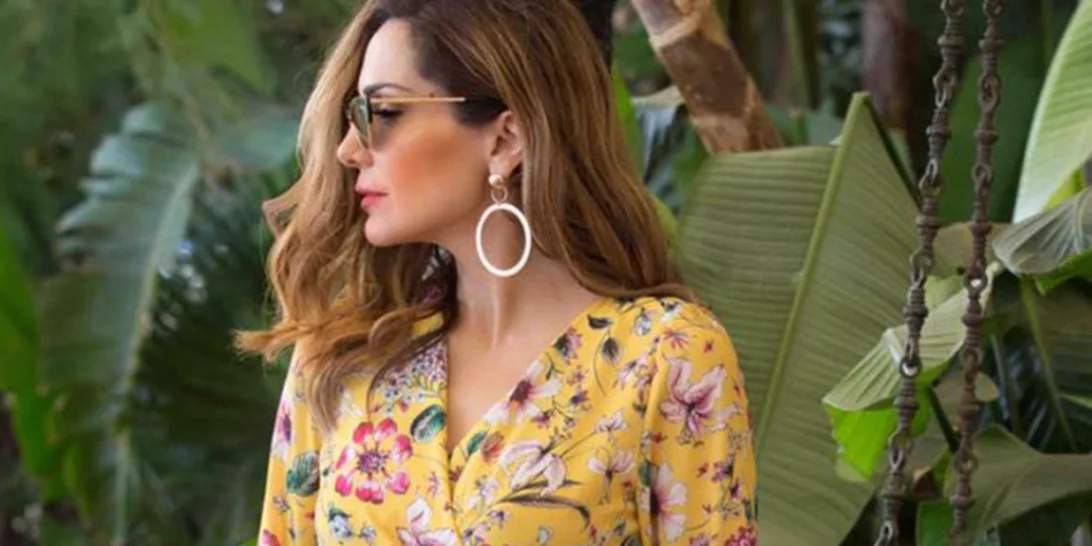 Δέσποινα Βανδή | Χαλαρή για ψώνια στη Γλυφάδα