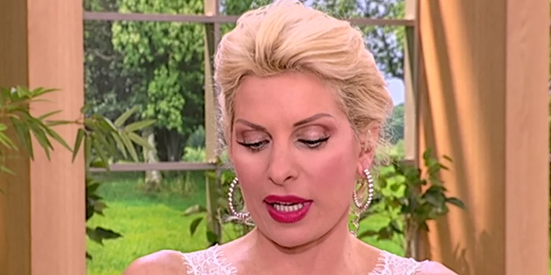 Ελένη Μενεγάκη | Το απρόοπτο τηλεφώνημα στον αέρα της εκπομπής της!