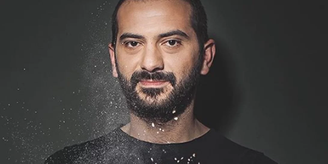 Ο Λεωνίδας Κουτσόπουλος μόλις δημοσίευσε το πιο γλυκό στιγμιότυπο με τον ενός έτους γιο του