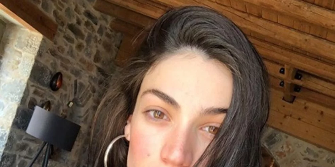 Ήβη Αδάμου | Ποζάρει με μπικίνι στον ένατο μήνα της εγκυμοσύνης της