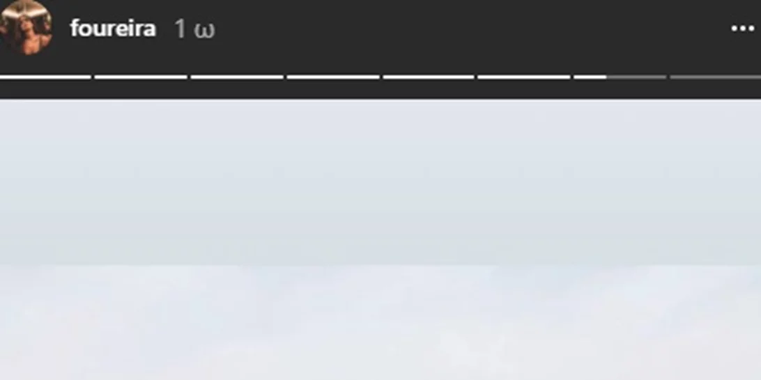 Η Ελένη Φουρέιρα ποζάρει δείχνοντάς μας τα... πλούσια προσόντα της!