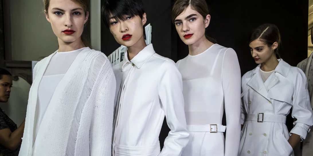 Οι πιο cool νύφες πλέον δε φορούν νυφικό