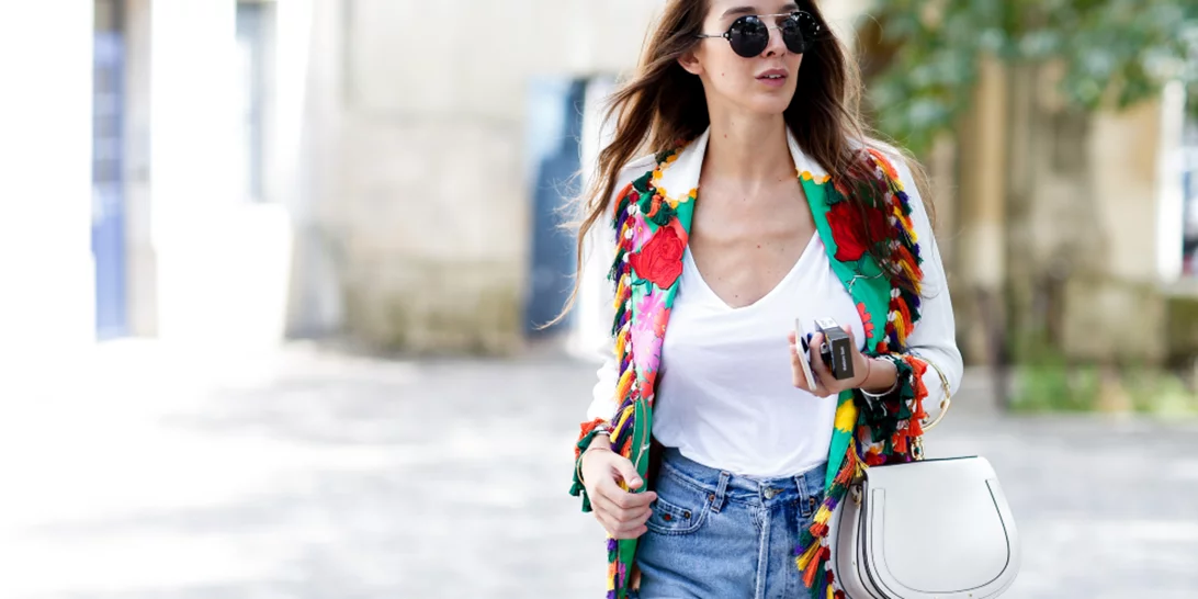 Αυτή η νέα αμφιλεγόμενη τάση στα τζιν μας κάνει να απορούμε!