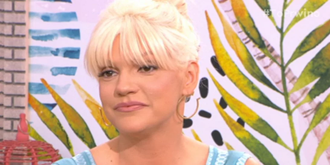 Σάσα Σταμάτη | Η πικρία για τη Σπυροπούλου, το ξεκίνημα στο ΣΚΑΪ & η προσωπική της ζωή