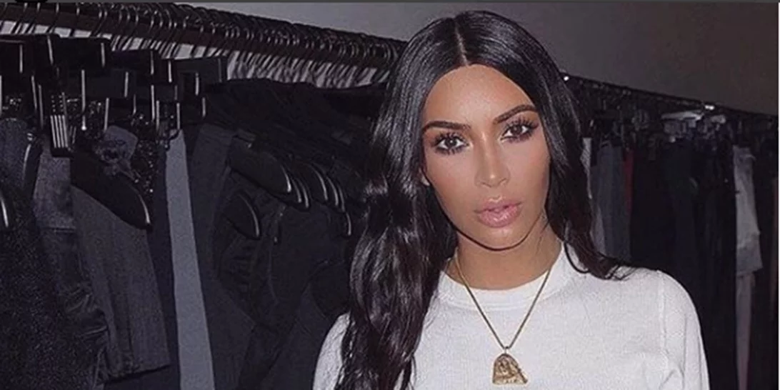 Kim Kardashian | Στο κρεβάτι αγκαλιά με τα παιδιά της