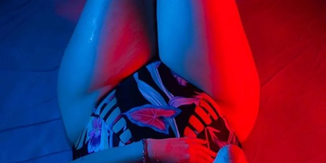 Δες τα πιο ωραία μαγιό της σεζόν και μάλιστα φορεμένα σε αληθινά σώματα