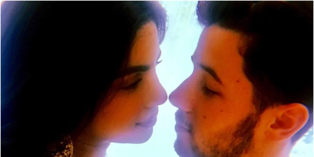 CoupleGoals | Οι φωτογραφίες της Priyanka Chopra και του Nick Jonas από τον αρραβώνα τους στην Ινδία