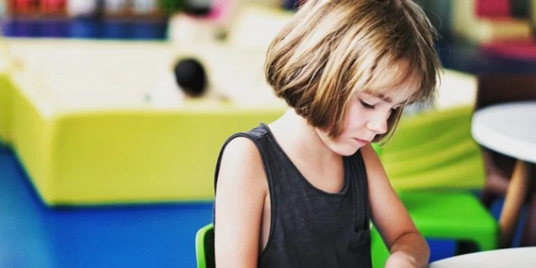 Οι 4 φάσεις που περνούν παιδιά και γονείς κατά τη μετάβαση από το Δημοτικό στο Γυμνάσιο