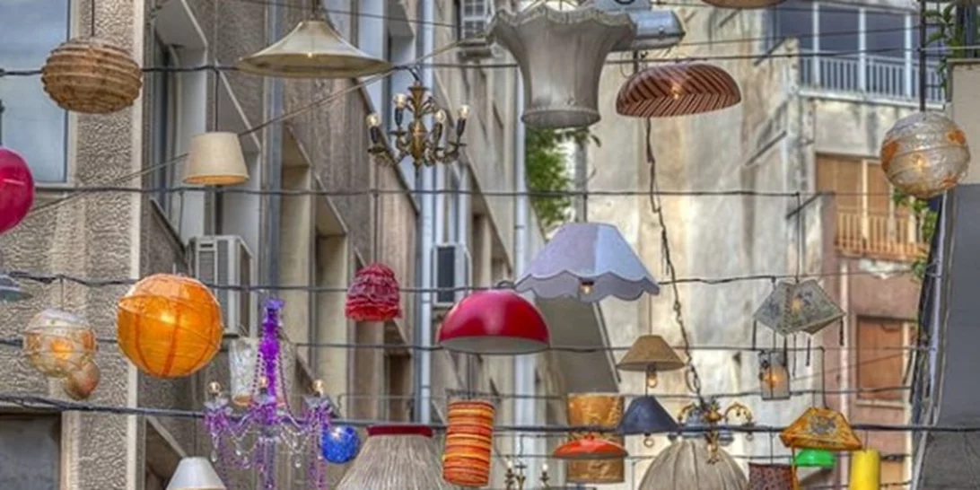 Τα διάσημα φωτιστικά της οδού Πιττάκη "έσβησαν"