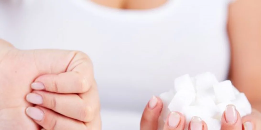 Sugar Detox: 6 πράγματα που θα συμβούν στο σώμα σου αν κόψεις τη ζάχαρη
