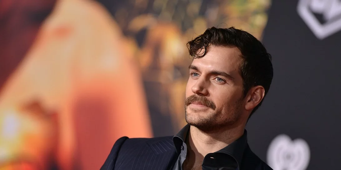 Henry Cavill | Ποιος είναι ο ηθοποιός που έχει ξετρελάνει τις γυναίκες;