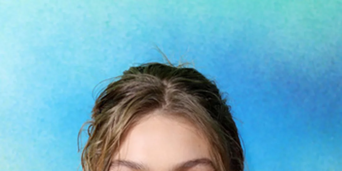 Η Gigi Hadid φόρεσε τα πιο οικονομικά Mango μποτάκια