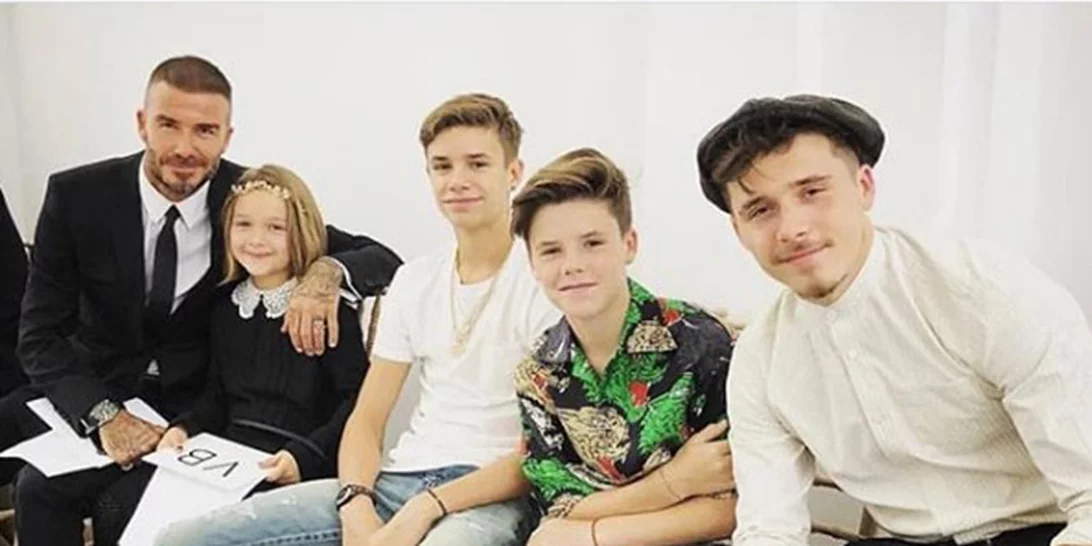 Victoria Beckham | Το εντυπωσιακό fashion show... υπό το βλέμμα των παιδιών της!