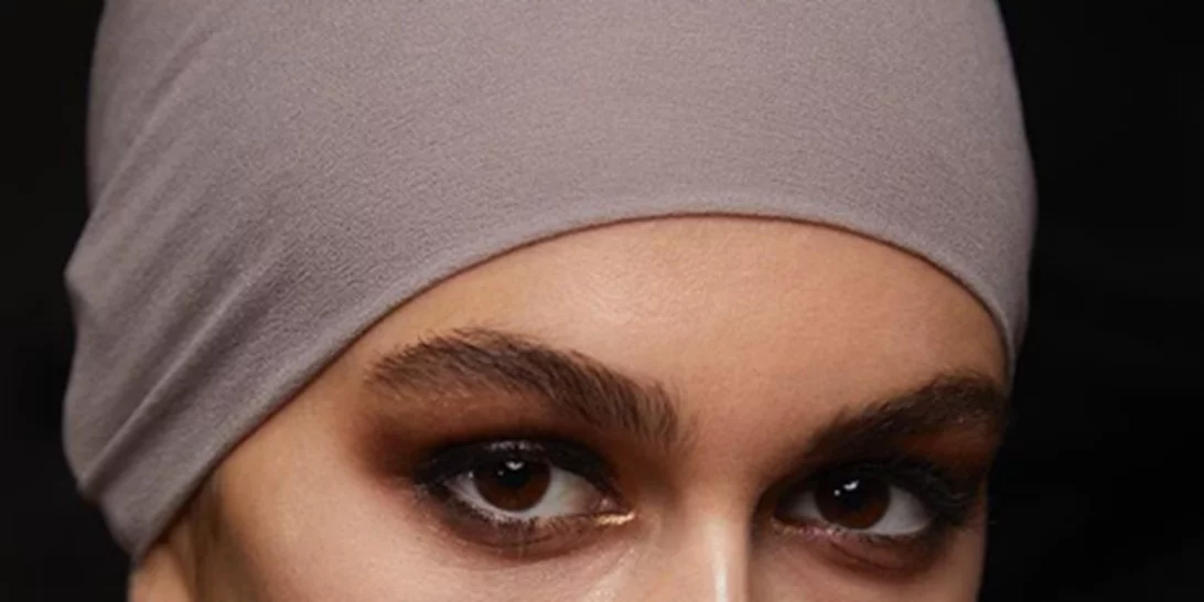 Οι καλύτερες ιδέες σε αξεσουάρ μαλλιών για τα πιο cool χτενίσματα της σεζόν