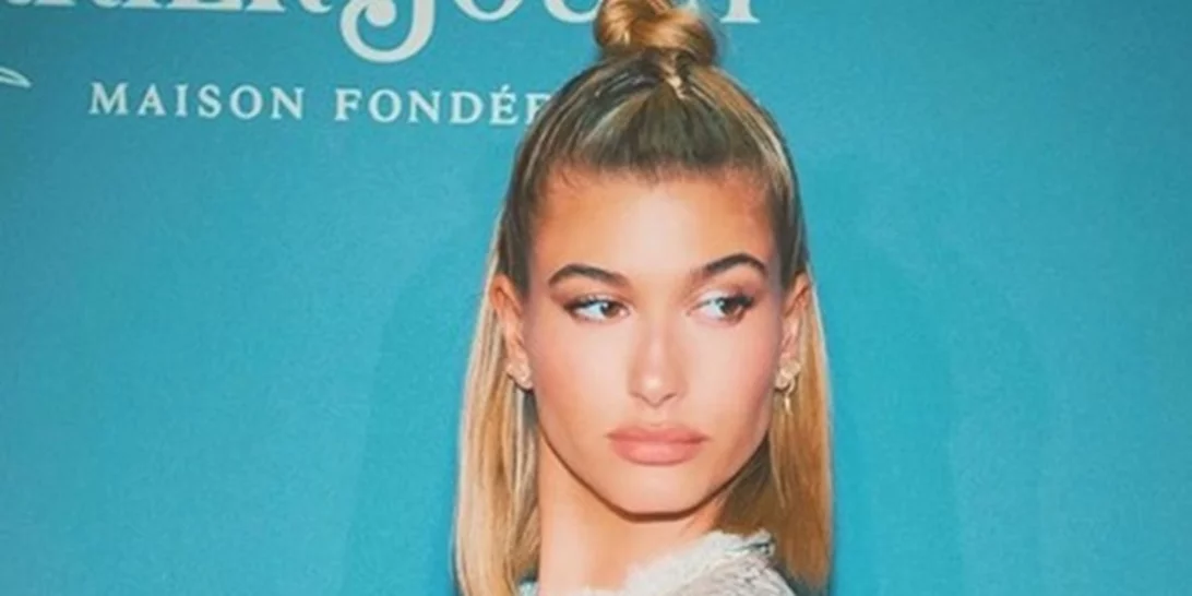 Hailey Baldwin | Στην πασαρέλα με το δαχτυλίδι αρραβώνων