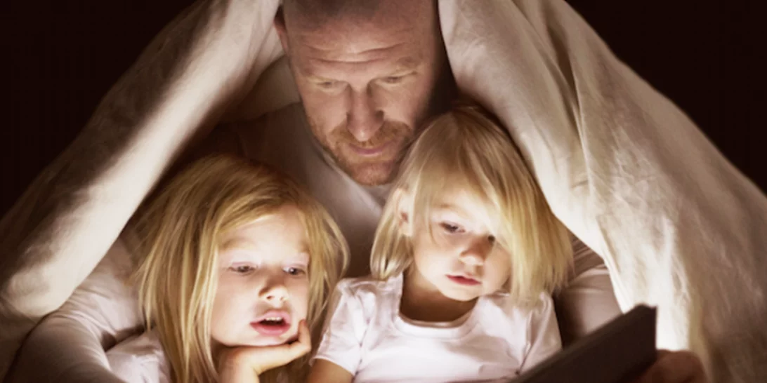 Οι 3 βασικές διαφορές που χωρίζουν έναν «μπαμπά», από έναν «πατέρα»