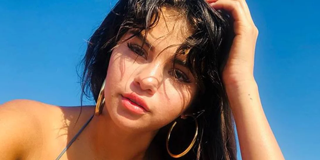 Άλλο ένα χρώμα στα νύχια που αξίζει να δοκιμάσεις αυτό το καλοκαίρι