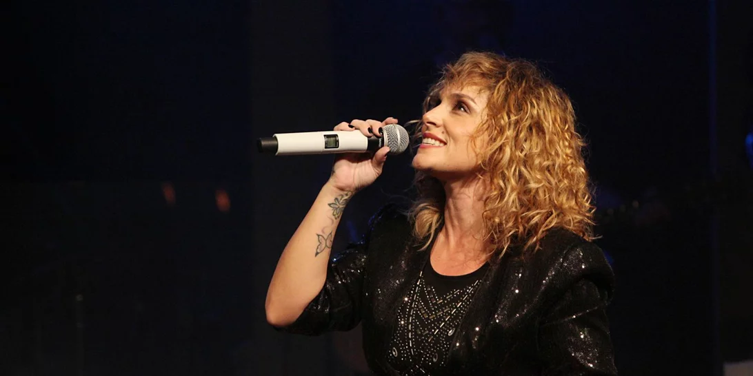 Ελεονώρα Ζουγανέλη | Έκανε πρεμιέρα και φόρεσε το πιο hot item της σεζόν