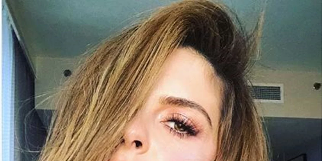 Εκεί που όλες τα κόβουν, η Maria Menounos βάζει τα πιο μακριά μαλλιά και εμείς τα θέλουμε asap