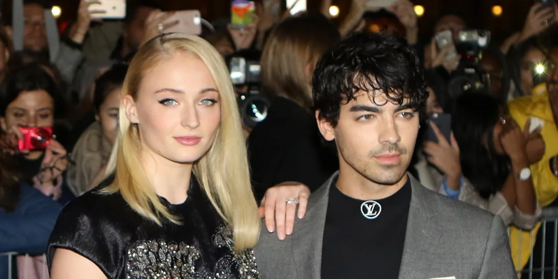 Sophie Turner | Μαζί με τον Joe Jonas στο κόκκινο χαλί