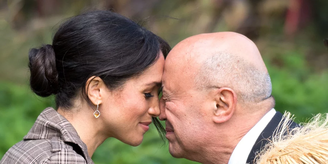 Meghan Markle - Πρίγκιπας Harry | Ο χαιρετισμός Hongi με τους Maori της Νέας Ζηλανδίας