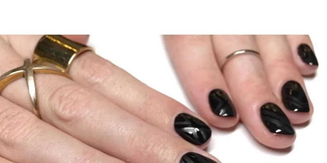 Μήπως το επόμενο σχέδιο στα νύχια σου πρέπει να είναι αυτό;