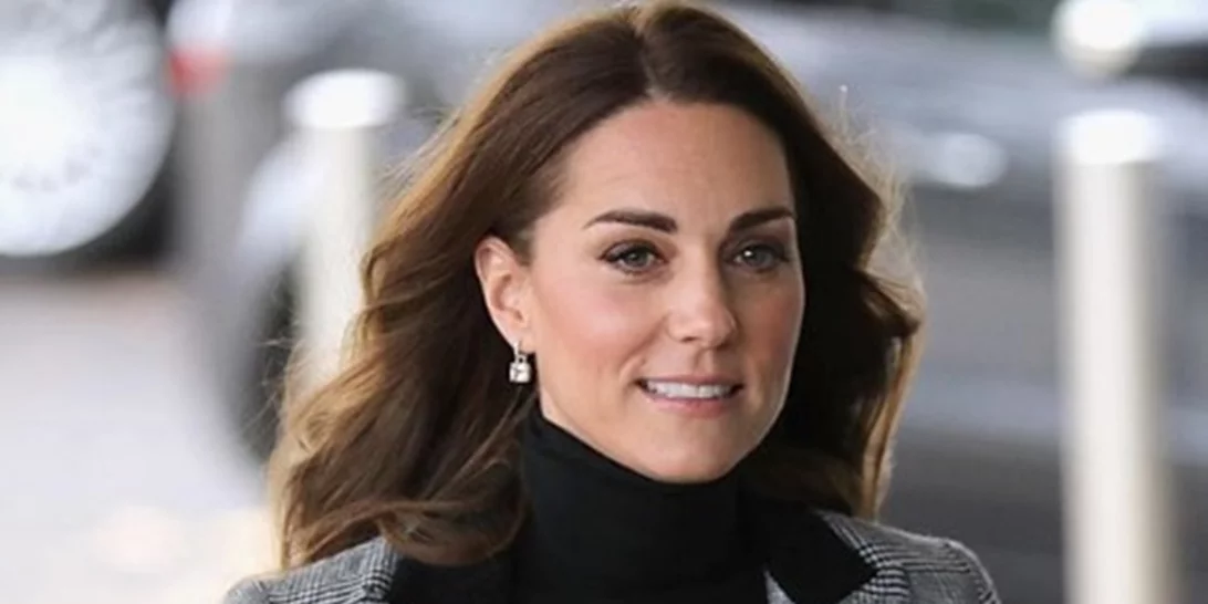 DoItLikeMeghan | Η Kate Middleton τόλμησε και αυτή τη "blazer day"