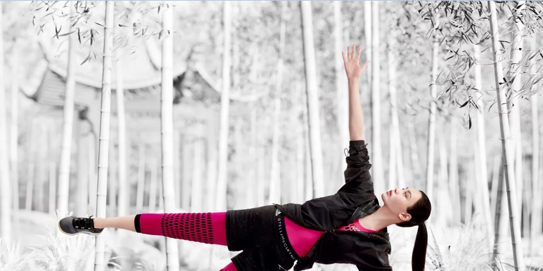 H νέα συλλογή adidas by Stella McCartney θα σε κάνει να θέλεις να ξεκινήσεις γυμναστική τώρα